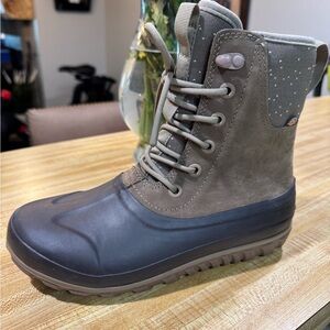 Women’s Brown Waterproof Bogs Boots